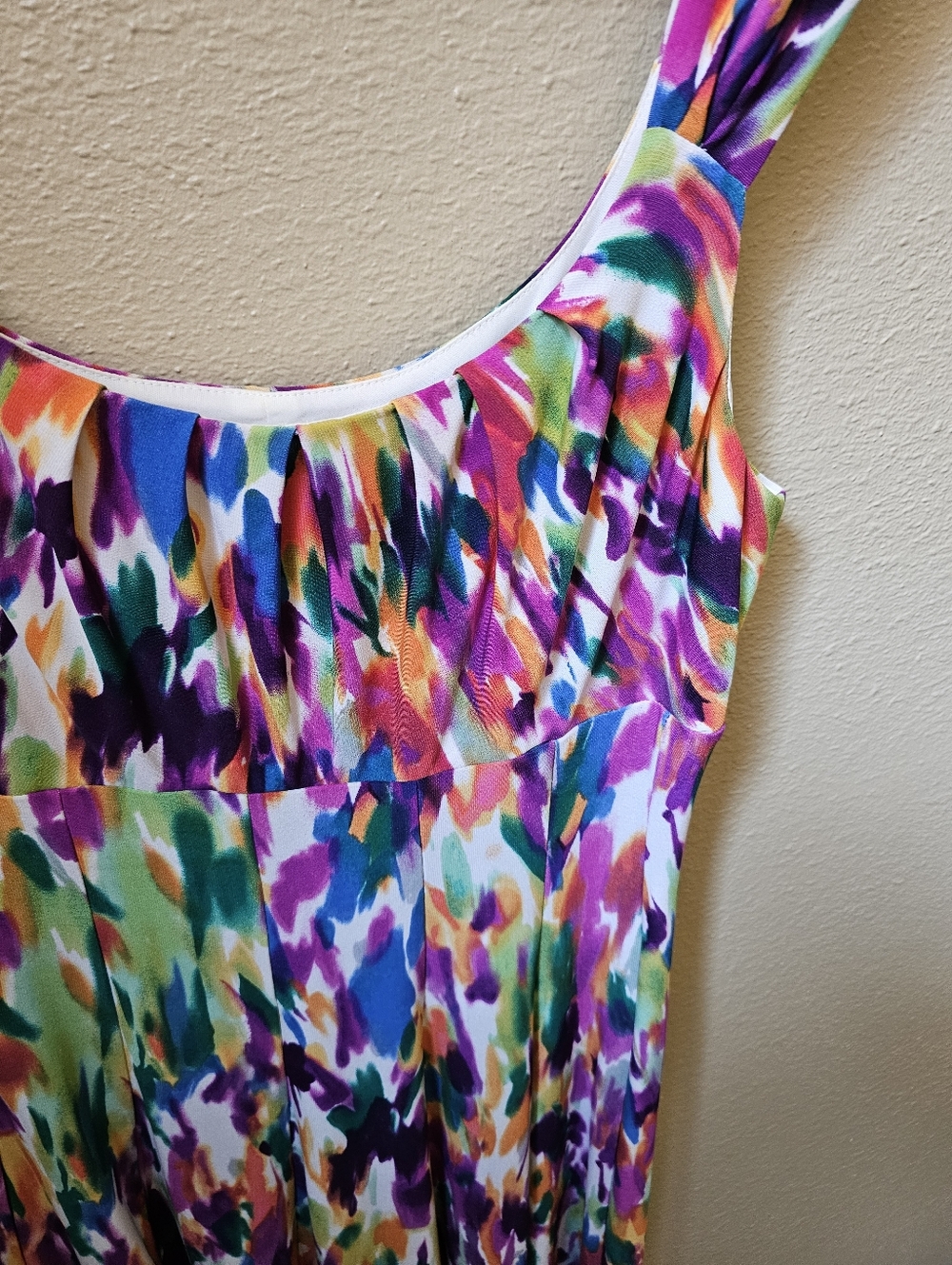 Beautiful Y2K Style Vibrant Dress 12 - Picture 3 of 5